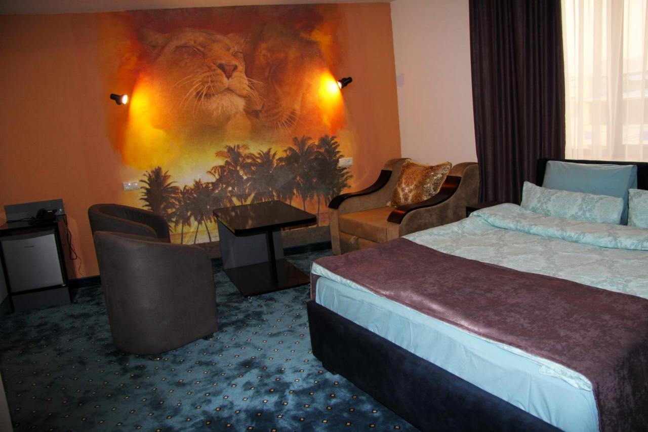 Nice Hotel Jerevan Eksteriør bilde