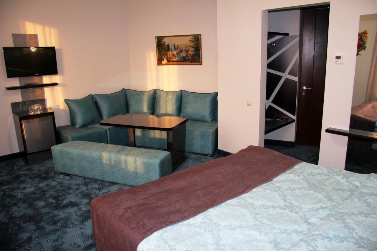 Nice Hotel Jerevan Eksteriør bilde